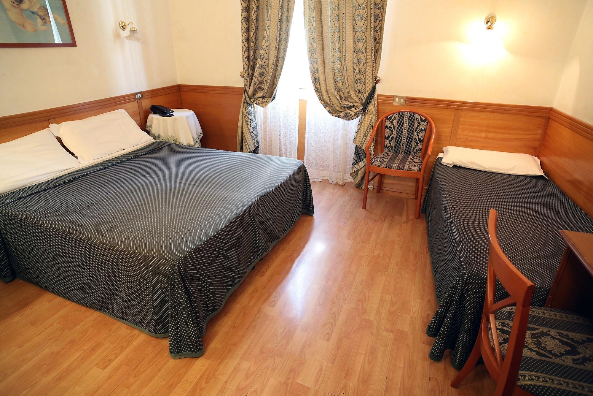 Hotel Santa Prassede Róma Kültér fotó
