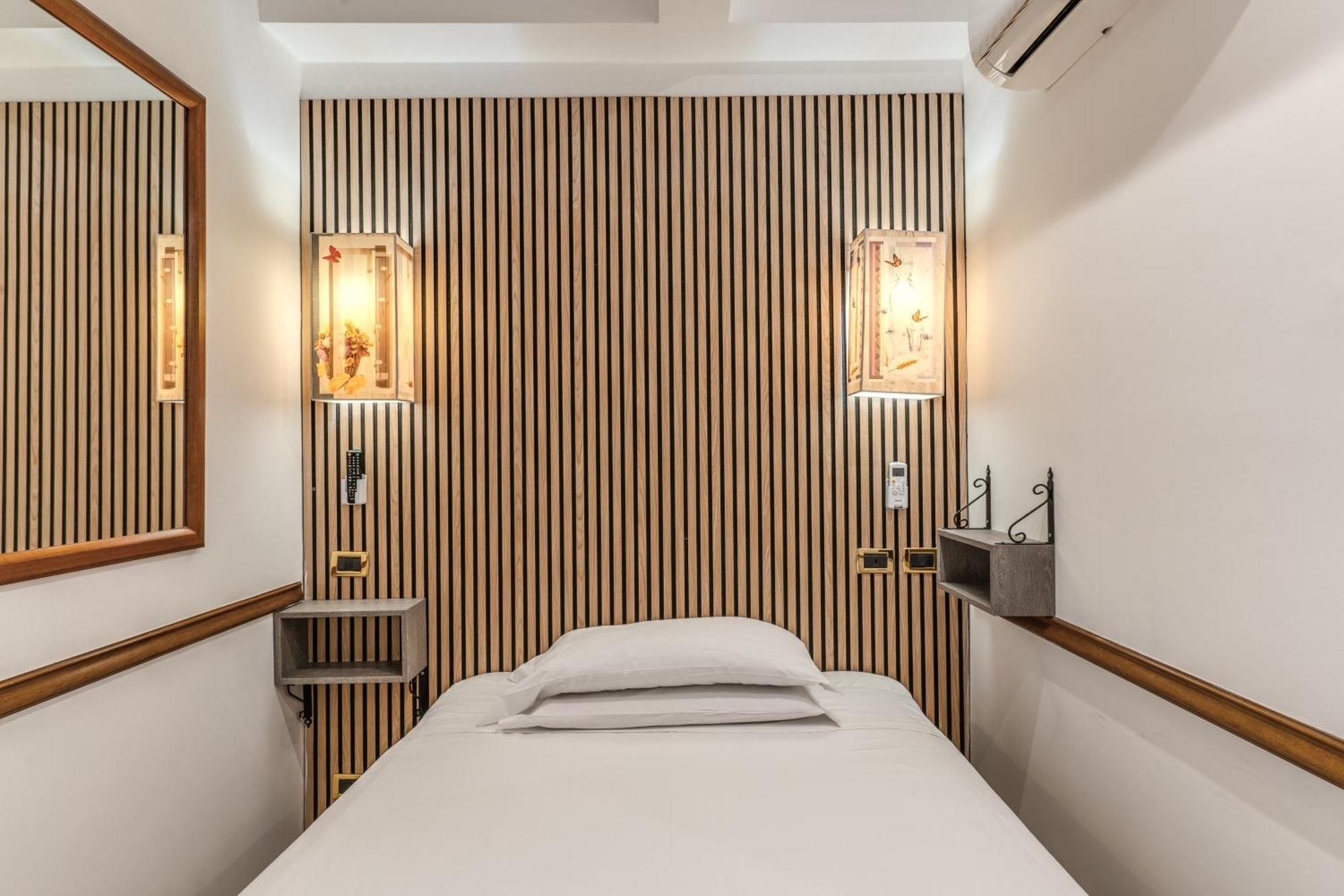 Hotel Santa Prassede Róma Kültér fotó