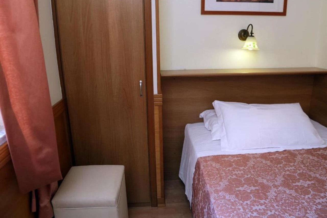 Hotel Santa Prassede Róma Kültér fotó
